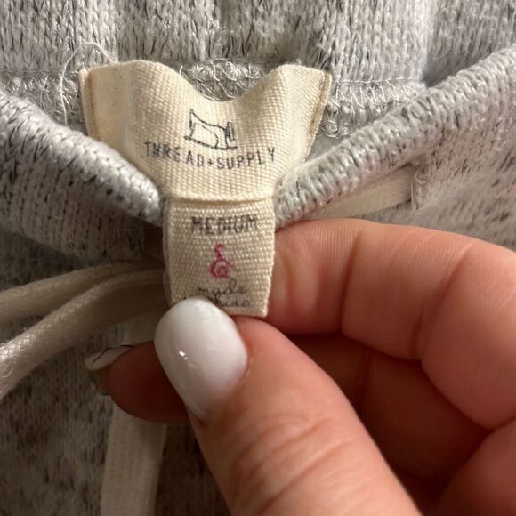 ✨THREAD & SUPPLY Azalea Banded Sz Medium Pants✨ - Picture 7 of 7